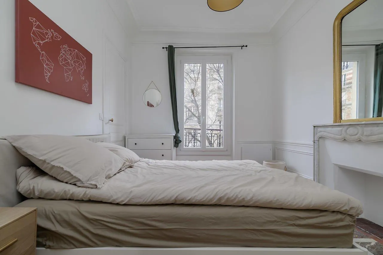 Bridgestreet Le Marais Opera Apartment Paris France